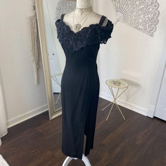 Vintage Made in USA Black Romantic Goth Off Shoulder Sequin Lace Midi Dress M - Picture 5 of 8